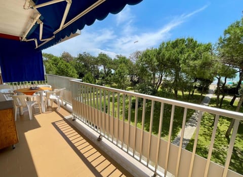 Balcony/Terrace, Sea view, furniture