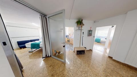 Photo of the whole room, Internal: Not applicable to any particular room