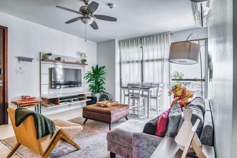 Living room, Dining area