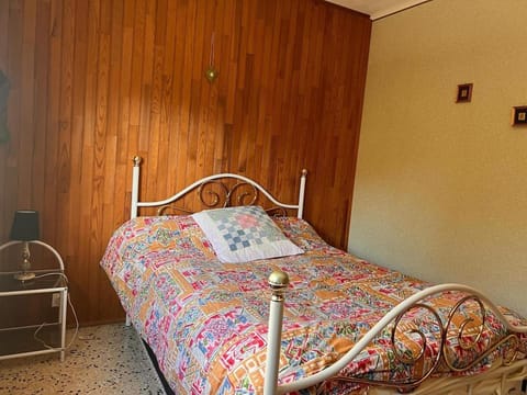 Charmant haut de Villa Apartment in Manosque