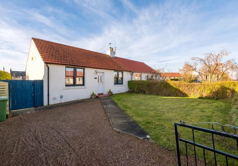 Facade/entrance, Garden, Garden view