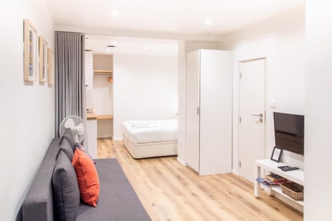 Living room, Photo of the whole room, Bedroom