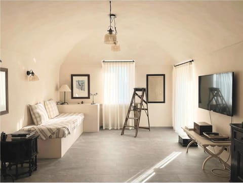 Bed, TV and multimedia, Photo of the whole room, Seating area