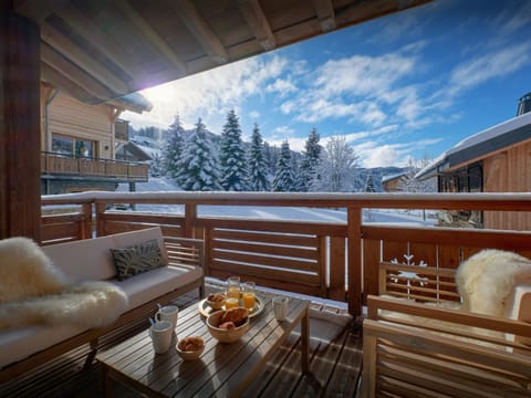 Natural landscape, Winter, View (from property/room), Balcony/Terrace