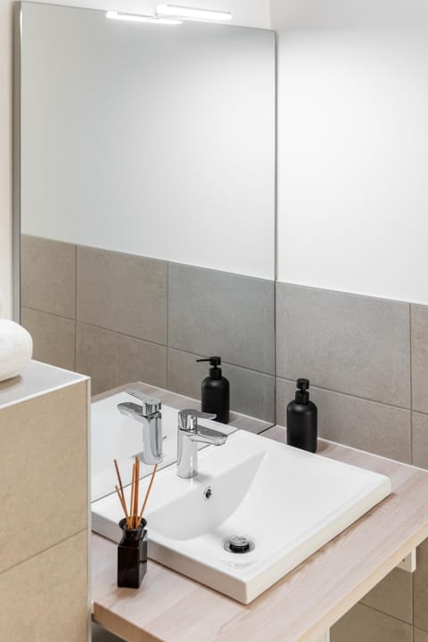 Canvas La Défense Apartment in Puteaux