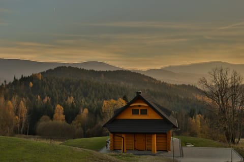 Property building, Day, Natural landscape, View (from property/room), Mountain view