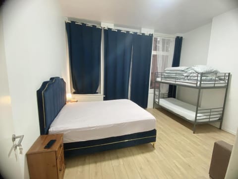 Lux chamber Apartment in Saint-Gilles