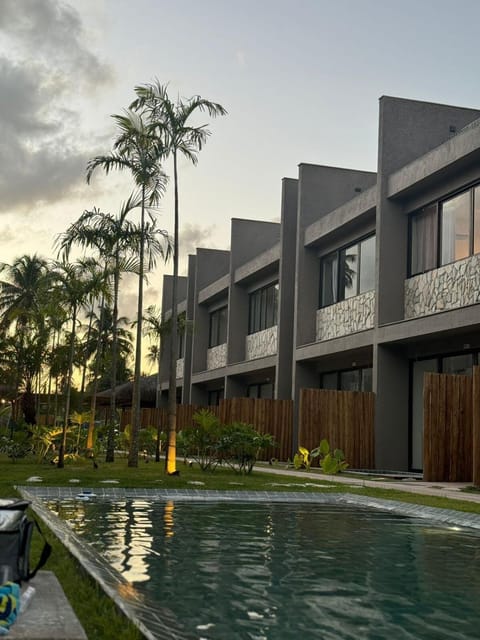 Property building, Garden, Garden view, Pool view, Swimming pool