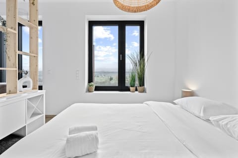 Bed, View (from property/room)