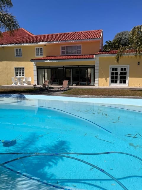 Yalwa house Bed and Breakfast in Cape Town