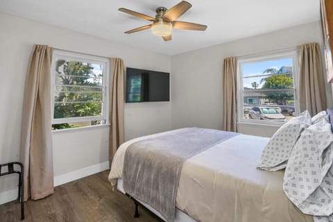 500 ft to Ocean Relaxing stay Parking WiFi 834 Apartment in Pacific Beach