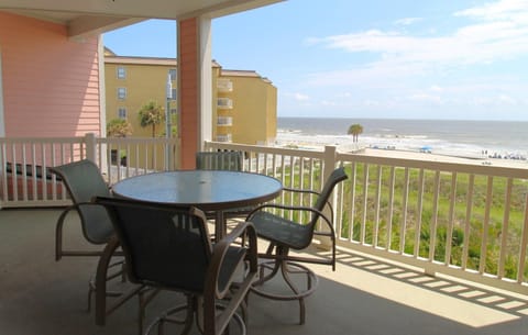 Day, Night, Bird's eye view, Summer, View (from property/room), Balcony/Terrace, Seating area, Beach, Sea view, Sunrise, Sunset, Family, furniture, pet friendly