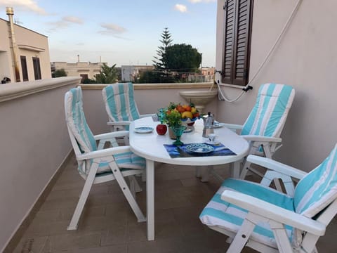 Patio, View (from property/room), Balcony/Terrace, Balcony/Terrace, Dining area