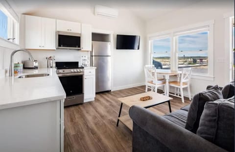 Water's edge renovated Condo with Marina Views House in North Truro