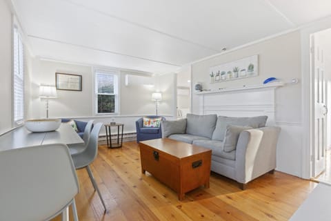 North Truro Beachfront Cottage with Cozy Backyard House in North Truro