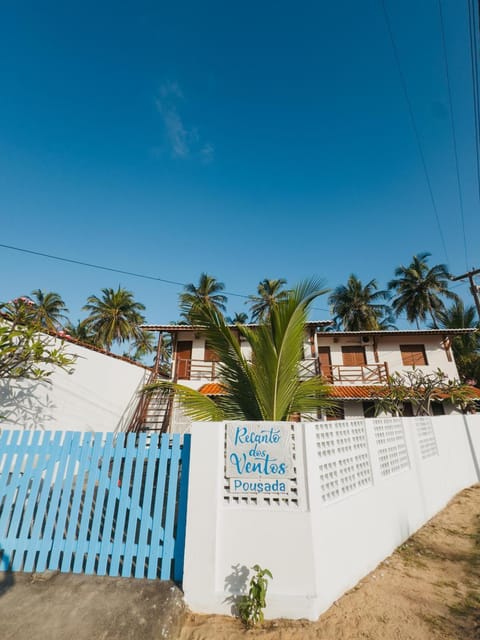 Facade/entrance, Swimming pool