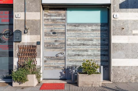 Property building, Facade/entrance