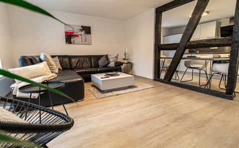 Living room, Photo of the whole room, Seating area