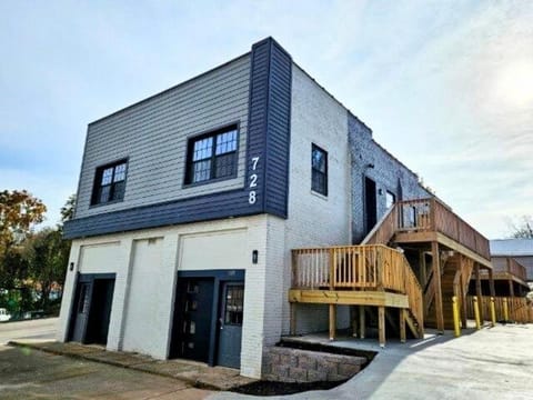 New Modern Studio in Maryville -105 Apartment in Maryville