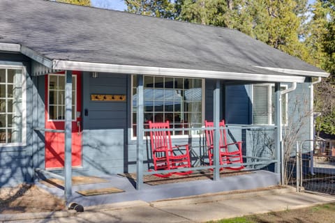 Fire Pit and Grill Retreat Between Arnold and Murphys House in Hathaway Pines