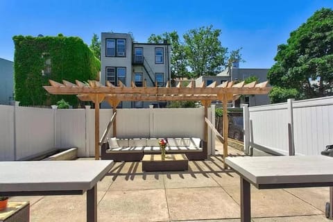 Patio, Spring, Day, Balcony/Terrace, sunbed