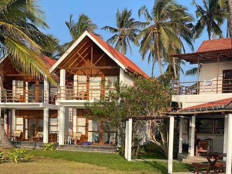 Property building, Balcony/Terrace