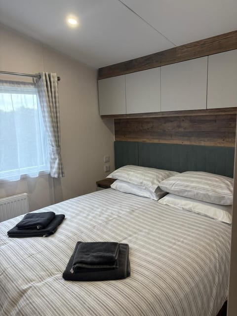 Hurst View Caravan Park Campground/ 
RV Resort in Milford on Sea