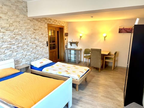 Grosse Wohnung Vollausgestattet Apartment in Eschweiler