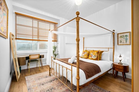 Bed, Bedroom