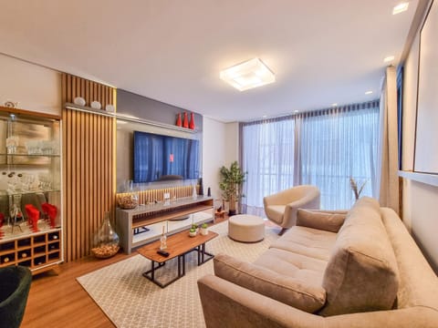 Communal lounge/ TV room, TV and multimedia, Living room, Seating area, Evening entertainment