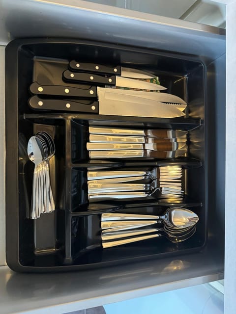 Stunning 2 bed house near Solihull for LONG STAYS - 10 mins from NEC HS2 BHX House in Solihull