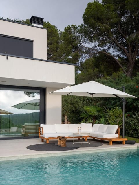 Patio, Swimming pool