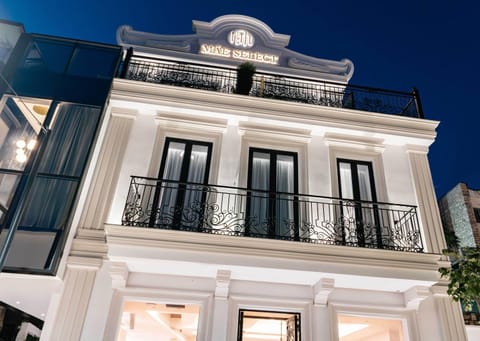 Property building, Balcony/Terrace