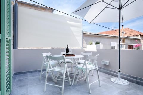 Zoia's Kut House House in Vis