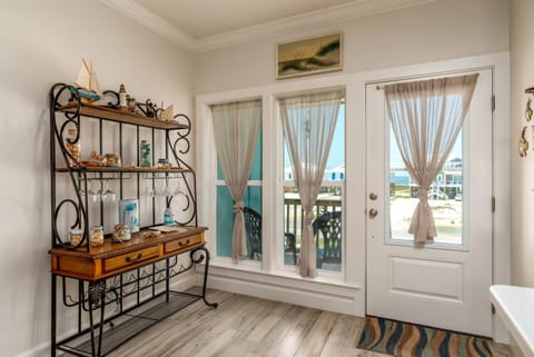 Toes in the Sand House in Dauphin Island