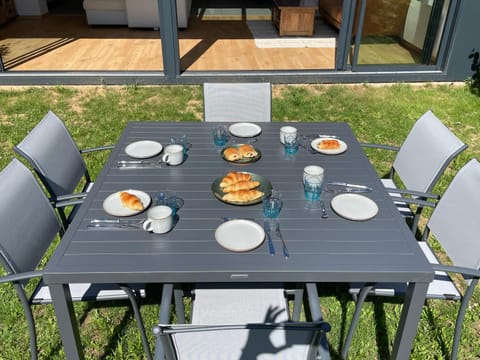 Luxury Villa&6 pers&Parking free Villa in Magny-le-Hongre