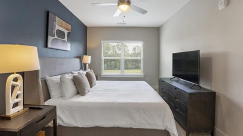 Landing at The Biltmore - 2 Bedrooms in North Arlington Apartment in Arlington