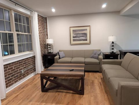 New Modern 2 BR in Excellent Location (201) Apartment in Maryville