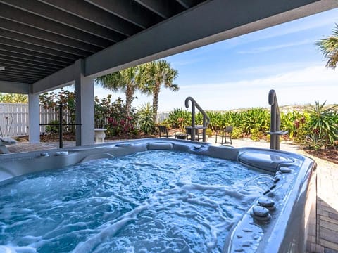 Oceanfront Beauty House in Saint Augustine Beach