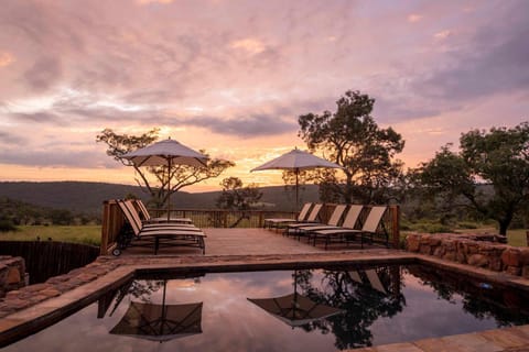 Natural landscape, View (from property/room), Swimming pool, Sunrise, Sunset, sunbed