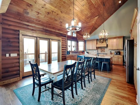 5 Solas Lodge House in Sevier County