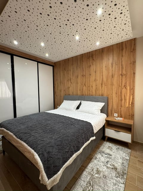 Bed, Bedroom, wardrobe