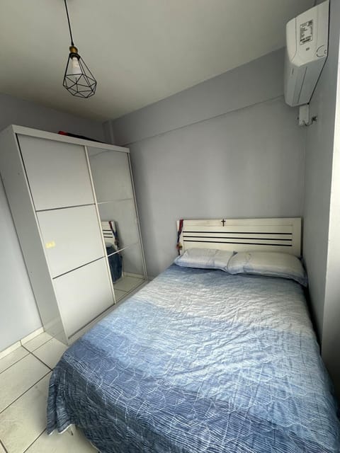 Bed, TV and multimedia, Photo of the whole room, Bedroom, locker, wardrobe, air conditioner