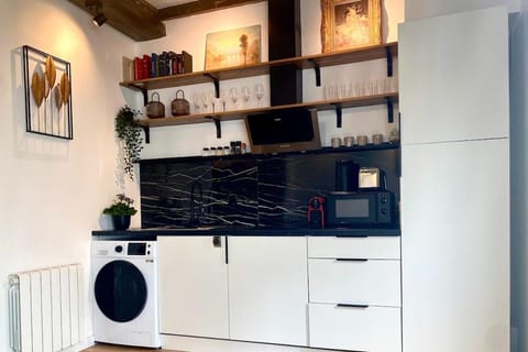 Le Palmier Studio - Private Studio House in Créteil