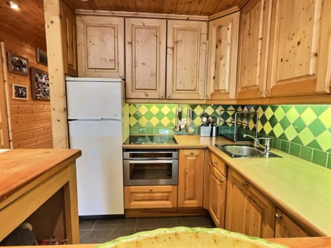 Résidence La Balme - Appartement 3 pièces situé à Val d'Isère, dans une résidence calme à proximité des pistes et du centre de la station MAE-1551 Apartment in Val dIsere