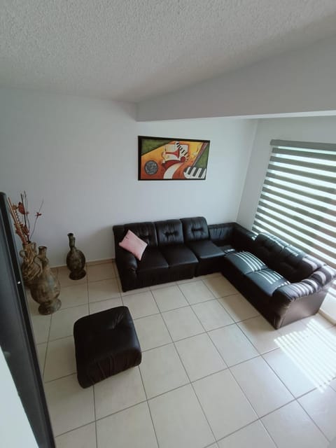 Excelente Casa Familiar con Alberca House in Jiutepec