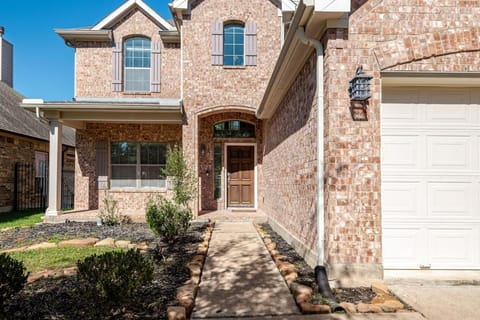 Nice big house in Woodlands area House in The Woodlands