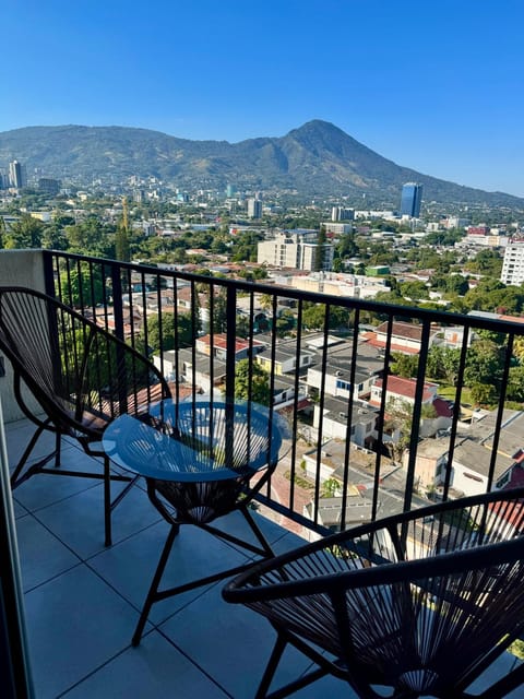 Patio, Day, Natural landscape, View (from property/room), Balcony/Terrace, Mountain view