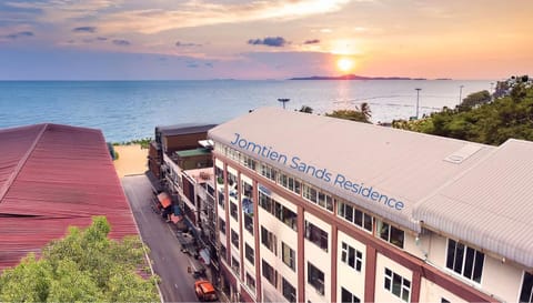 Property building, Restaurant/places to eat, Day, Sea view, Breakfast, Sunrise, Sunset