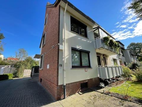 Property building, Spring, Day, Street view